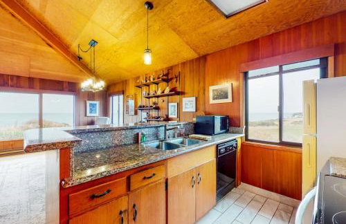 Comstock Retreat - Photo 12