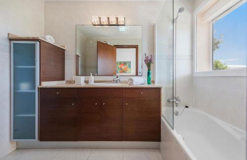 Vistafar - Private Pool & Only 50m to the Sea - Foto 35