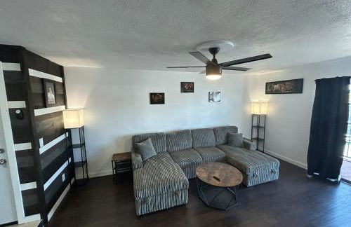 Private Oasis Condo with River views across from Laughlin - Foto 7