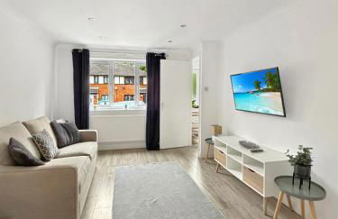 Amaya Three - Newly Renovated - Sleeps 6 - Grantham - Garden & Driveway - Free Gym Access - Foto 4