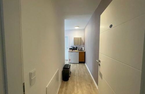 Vorstadtoase für 2 - Netflix, Parkplatz, Nähe BER, Queensize-Bett - Foto 9