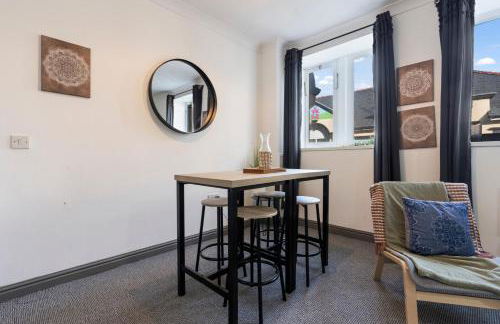 Mariah Flat - 2 Bedroom getaway in Pontypool - Photo 6