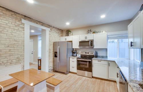 Smart TV and Central AandC! Stylish Logan Retreat - Foto 2