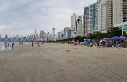 Loft Confort Praia Brava - Itajaí Camboriú com piscina panorâmica - Foto 35