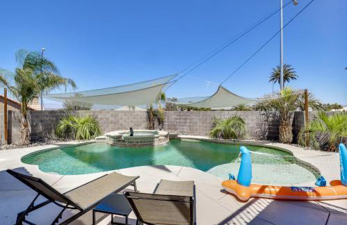 Outdoor Entertaining Space Family Henderson Home - Foto 1