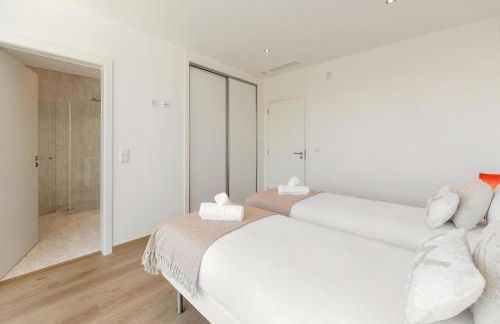 Poolside & Seaview Villa - Foto 12