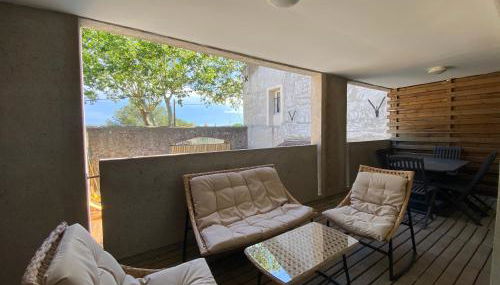 T3 bis bord du canal du midi piscine - Photo 5