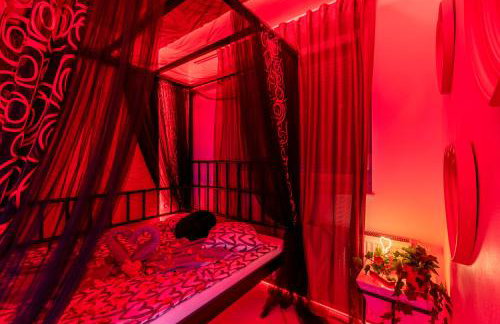 Jacuzzi - Love - BDSM - Extra Luxury - EV chargger - Valentine's Day - Red Room - Flexible SelfCheckIns 28 - Foto 17
