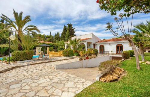 Villa La Font with pool and bbq - Foto 50