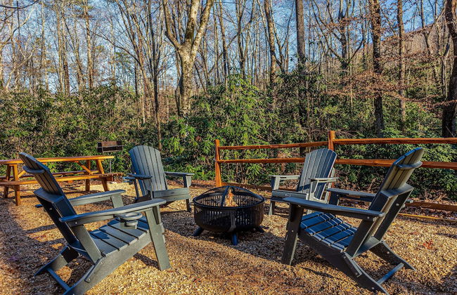 Hidden Hideaway 2 Bedroom Cabin by RedAwning - Foto 24