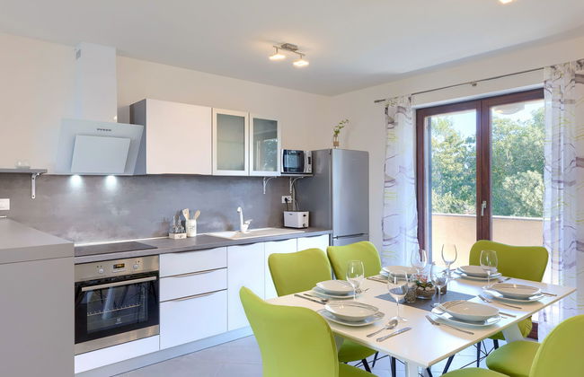 3 bedroom Apartment in Medulin with garden and terrace - Photo 8