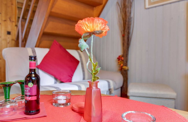 Rustic Holiday Home With Balcony - Foto 18