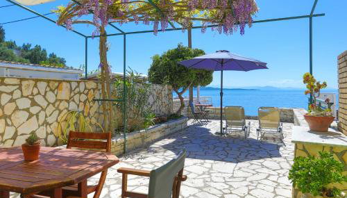 Kaminaki Beachfront Apartments - Foto 4, Garden view