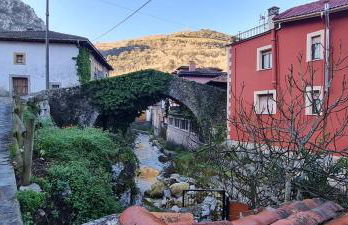 Precioso apartamento a pie de montañas y playas - Foto 13