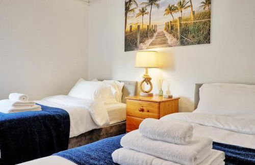 Cosy 2 Bedroom Flat Near Westcliff On Sea Beach & Hamlet Court Road - Foto 11