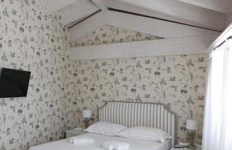 Tenuta Santo Stefano Azienda Agrituristica - Photo 38