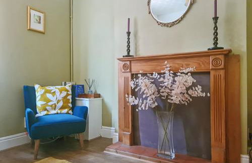 Hysryb Cottage - Photo 1