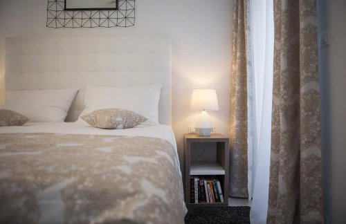 S Luxury Apartments - Photo 9