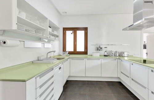 YOLO Spaces - Sotogrande White House Villa - Foto 18