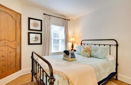 7 Mi to The Biltmore Le Canard Cottage with Porch - Foto 15