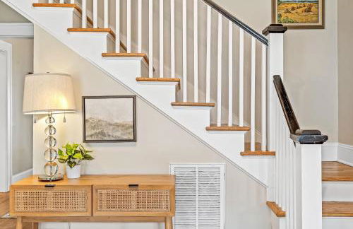 Luxurious Retreat in Historic Downtown Burlington Downstairs Only - Foto 16