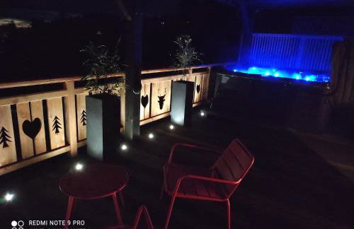 Chalet neuf avec jacuzzi privé, vue imprenable sur Massif des Vosges - Foto 11