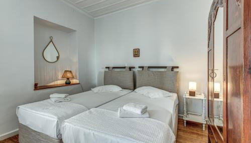 Andy Port House with Seaview by Goutos Properties - Foto 5, towels, wardrobe