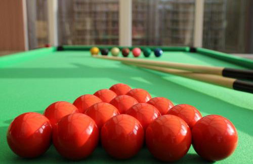 ELY House with FREE private parking - Photo 1