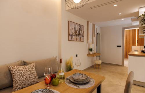 Hersonissos Beach Front Suites - Photo 18
