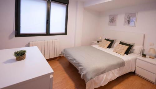 Your Central Base in Historic Tarazona - Photo 2