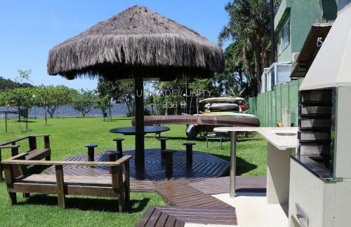 Completo apartamento em Resort na beira da lagoa - Foto 27