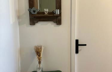 Aux Trompettes Violettes - Foto 18