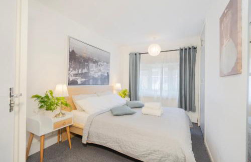 Entire 4-Bed House & Parking, Steps from ICC & Utilita Arena Birmingham & Broad Street - Foto 9