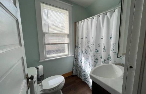 Timelessly restored home - entirely yours to enjoy - Foto 15