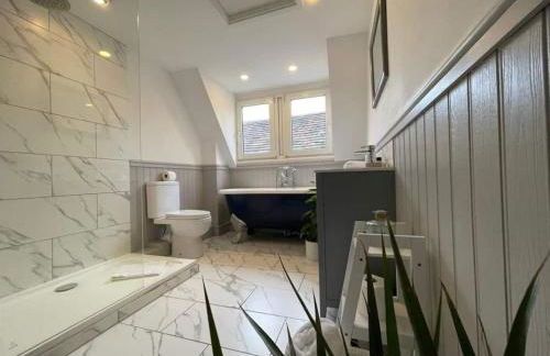 Town Centre Cottage - Photo 24