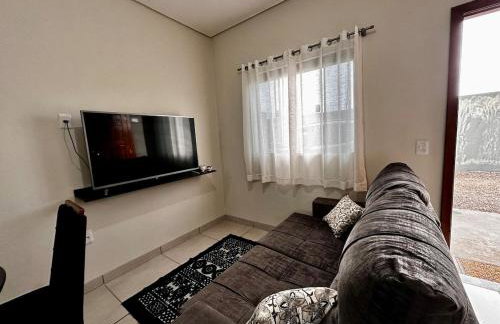 Casa confortável em condomínio - Foto 1