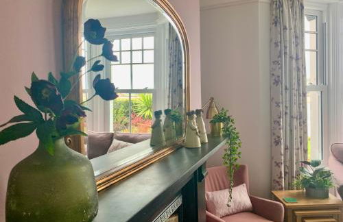 A unique and spacious river front property - Foto 15