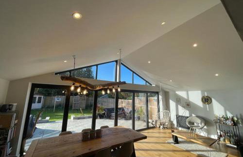 3 Bedroom family holiday home - Photo 2