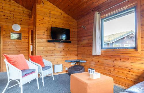 Chalet Lodge 2 - Hot Tub by Interhome - Foto 22