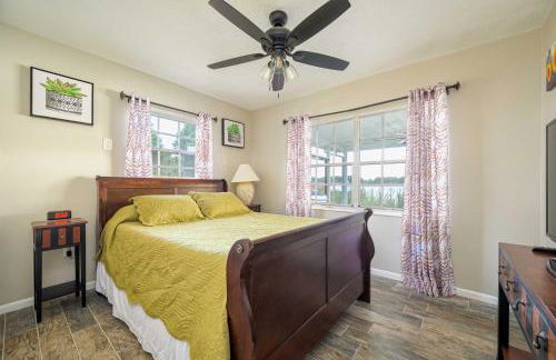 Hook, Line and Leisure Lakefront Gem with Porch! - Foto 23