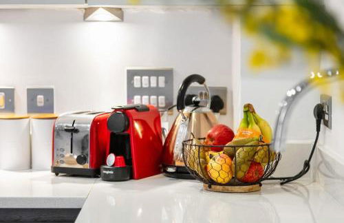 London Eye ,split level and private patio,sleeps 6 - Foto 20