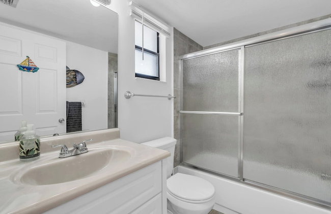 End Unit - Renovated Resort Views and Close to the Lobby - Foto 96