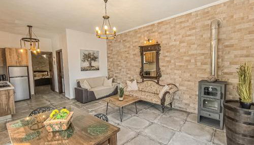 Achlades The Mountain Paradise Villas - Suite with a Private Jacuzzi, Pool, and a Balcony with an Amazing View! - Foto 2