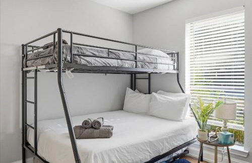 3-BD 2-BA Frisco Getaway - Backyard Patio BBQ - Foto 29