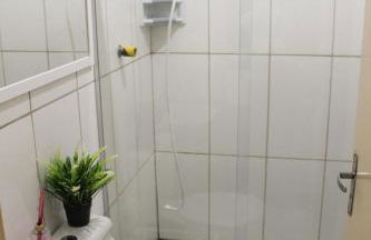 Kitnet Moderna, confortável , climatizada é linda 7A - Foto 9