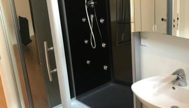 Souterrain Loft nah am St Leoner See - Foto 5, Shower