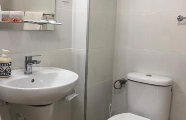 MARBELLA CALLE EL FUERTE APARTAMENT - Photo 17