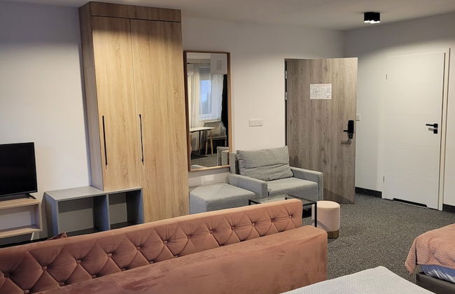 Silesia Apartments - Photo 15