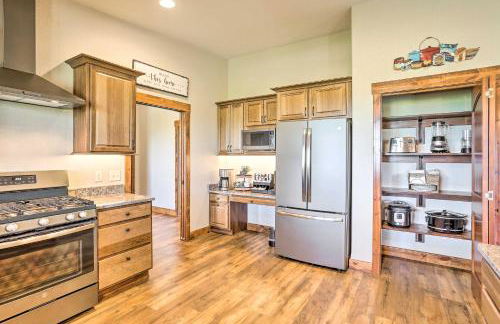 Luxe Spearfish Hideaway Golf, Hike, Explore! - Foto 13