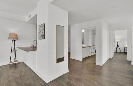 HEB703 Modern & Chic 2 Bedroom Condo Downtown Fort Worth, Free Parking, Walk to Convention Center - Foto 21